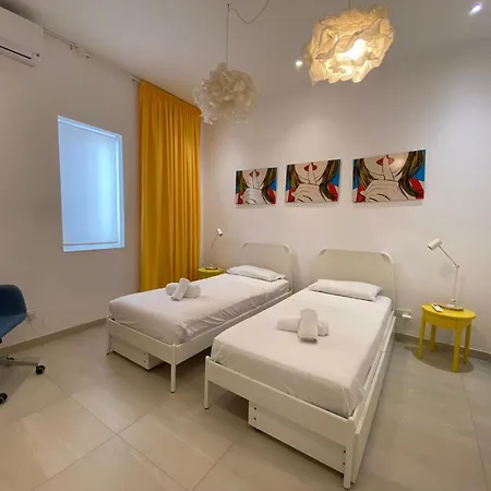 Central Sliema Apartment *