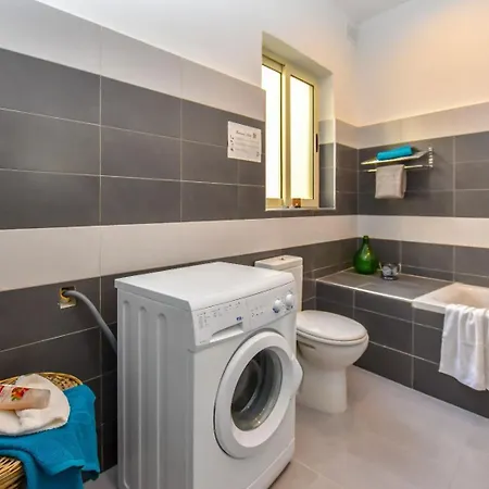 Sliema Central Apartment Apartment Sliema