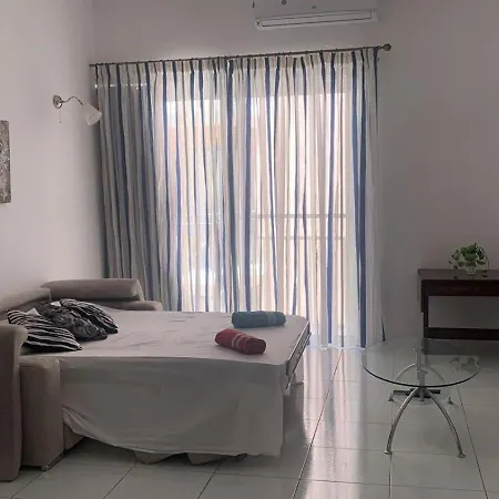Sliema Central Apartment דירה *