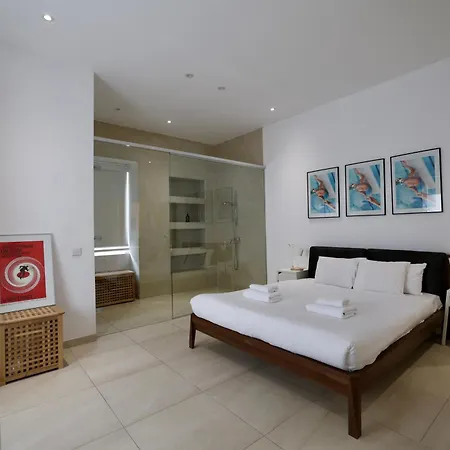 Апартаменты Central Sliema Apartment Слима