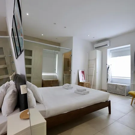 Apartament Escape *