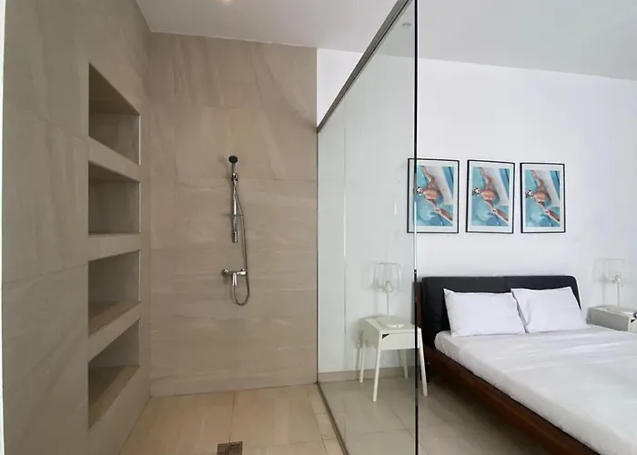 Central Sliema Apartment *