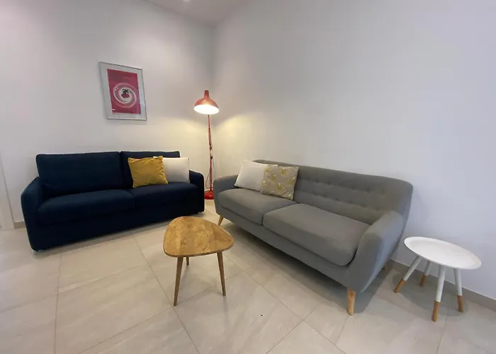 Central Sliema Apartment Apartment *