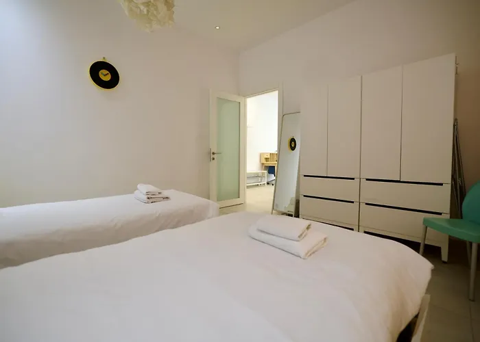 Central Sliema Apartment Апартаменты